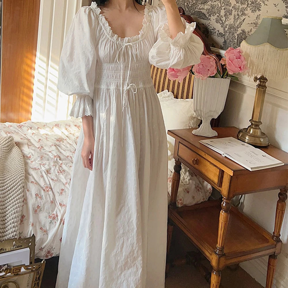 100% Pure Cotton Women Nightgown Embroidery Beautiful Vintage Nightdress Long White Palace Retro Princess Sleepwear Lounge Robe