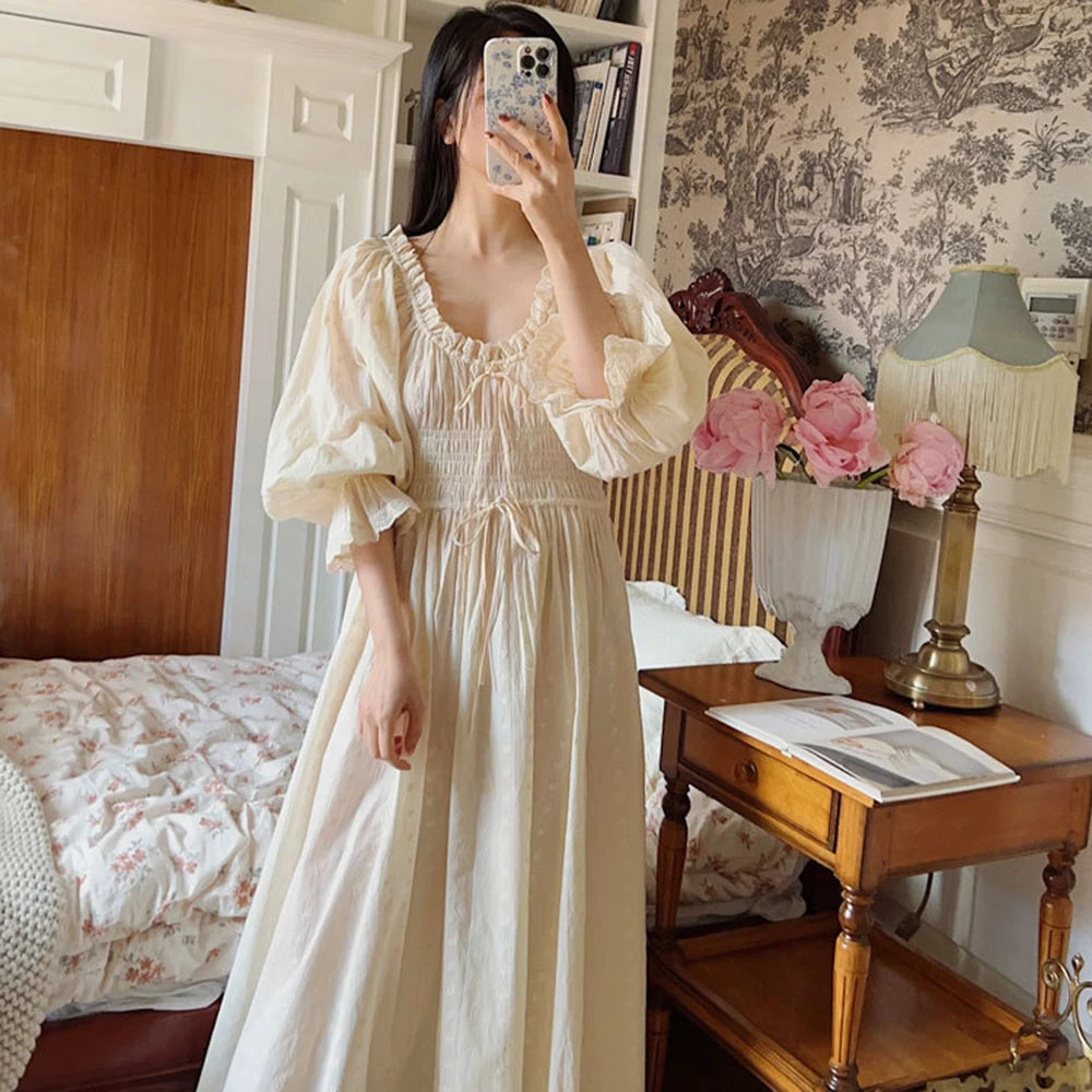 100% Pure Cotton Women Nightgown Embroidery Beautiful Vintage Nightdress Long White Palace Retro Princess Sleepwear Lounge Robe